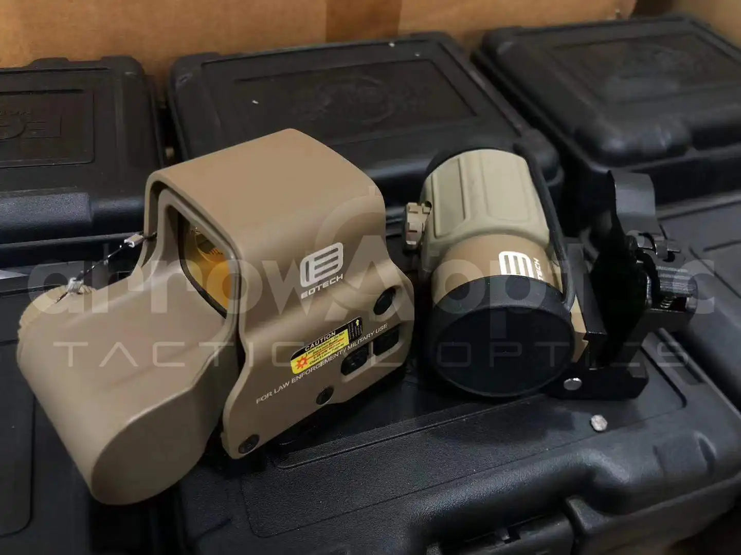 Lupa eléctrica ArrowOptic® G43 3X con desconexión rápida, montaje con interruptor a lado (STS)